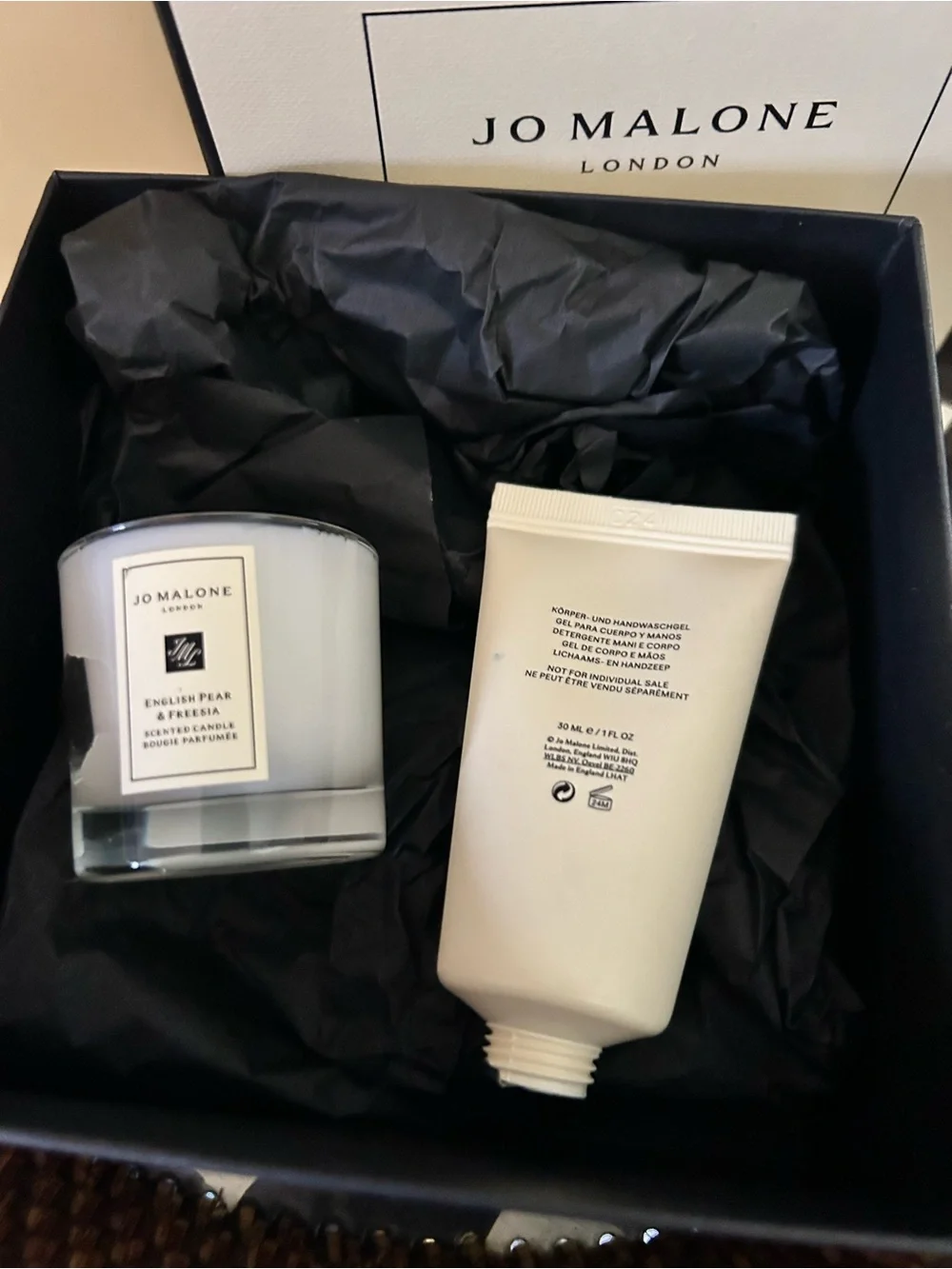 Jo Malone London gift set box & bag mini candle & body/ hand wash 30 ml